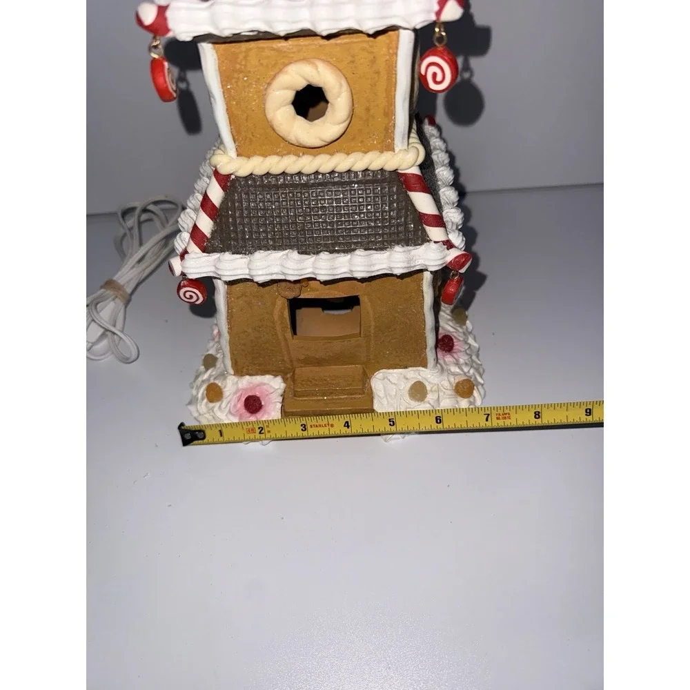 VTG Dept 56 North Pole Series Gingerbread House Lights Up RARE! Pretzel Gumdrops